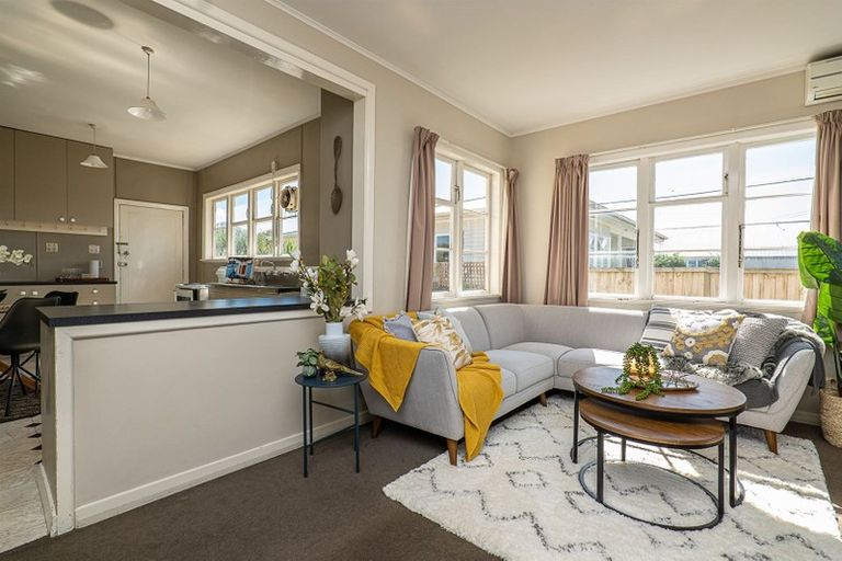 Photo of property in 39 Holland Street, Avonside, Christchurch, 8061