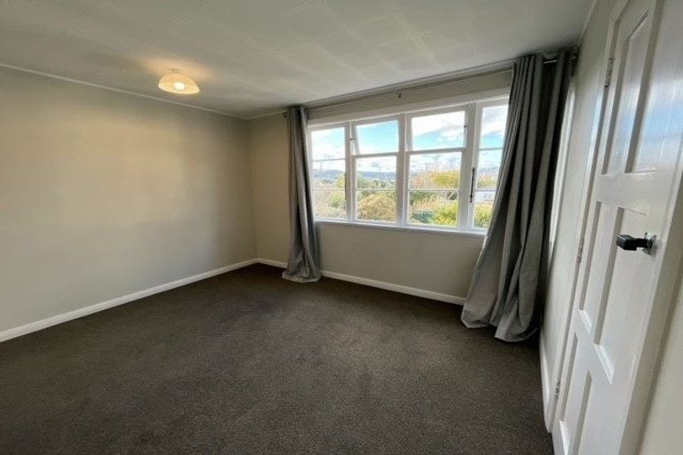 Photo of property in 1/126 Waiwhetu Road, Waterloo, Lower Hutt, 5011