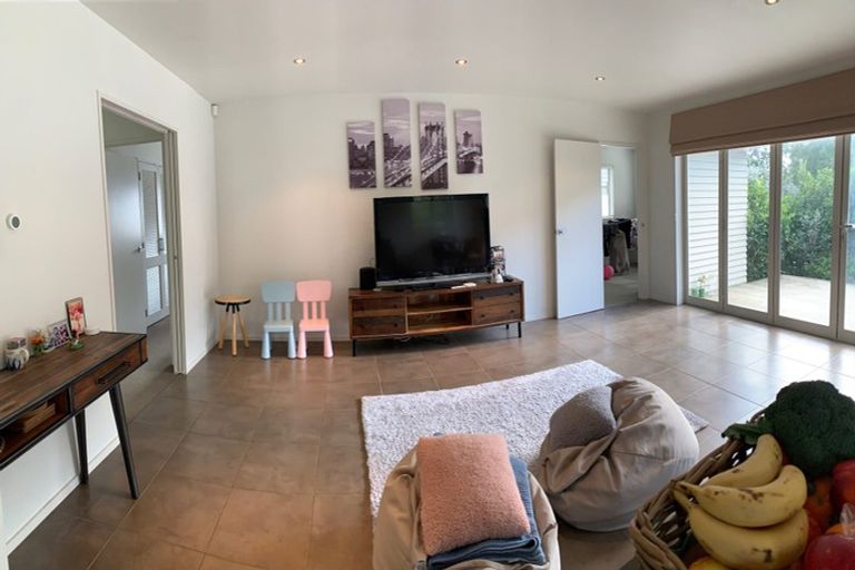 Photo of property in 52 Francis Street, Hauraki, Auckland, 0622