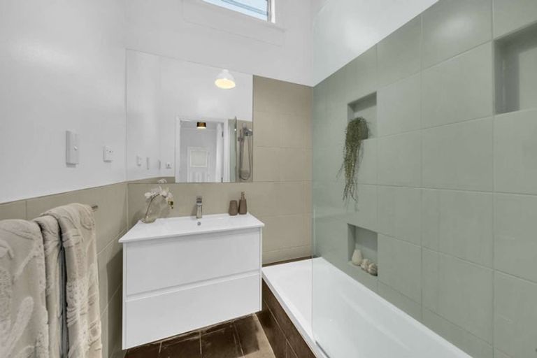 Photo of property in 107 Cranford Street, St Albans, Christchurch, 8014