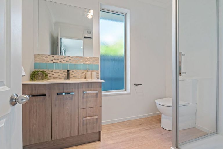 Photo of property in 8 Elmslie Grove, Halswell, Christchurch, 8025