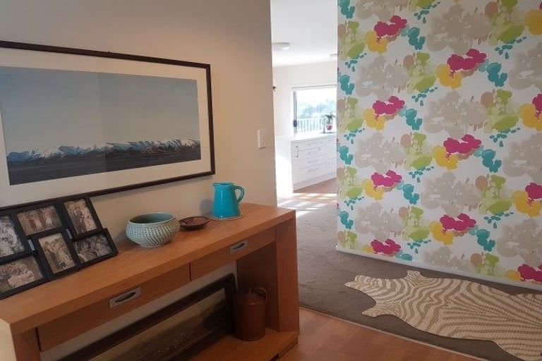 Photo of property in 9 Kahurangi Heights, Aotea, Porirua, 5024