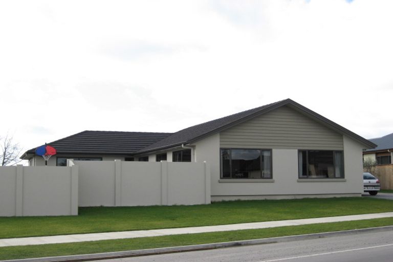 Photo of property in 81 Russell Robertson Drive, Havelock North, 4130