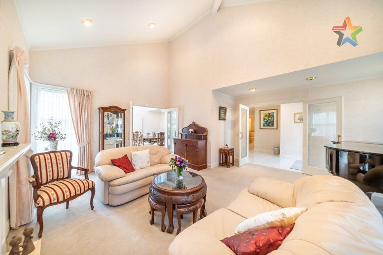 Photo of property in 1/127 Woburn Road, Woburn, Lower Hutt, 5010