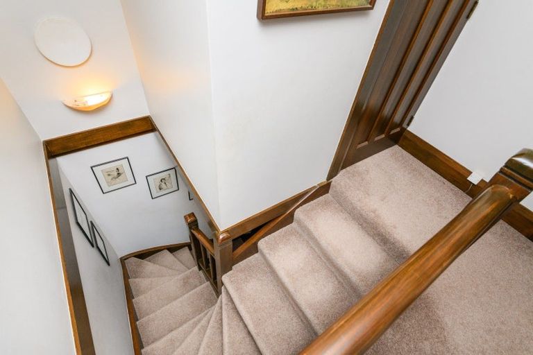 Photo of property in 37 Batt Street, West End, Palmerston North, 4410