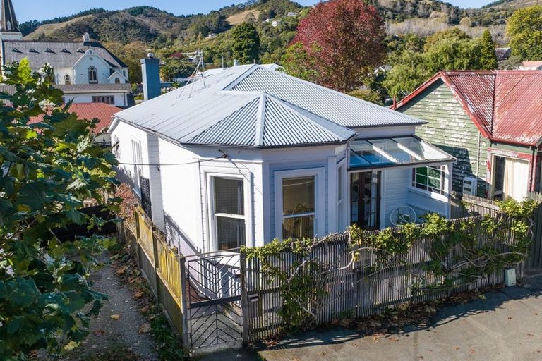 Photo of property in 153 Collingwood Street, Nelson, 7010