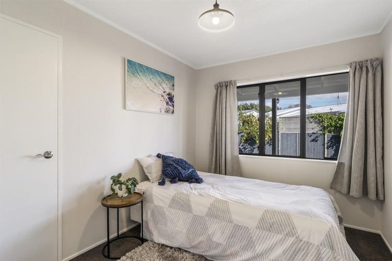 Photo of property in 4 Bishoprick Crescent, Te Puke, 3119