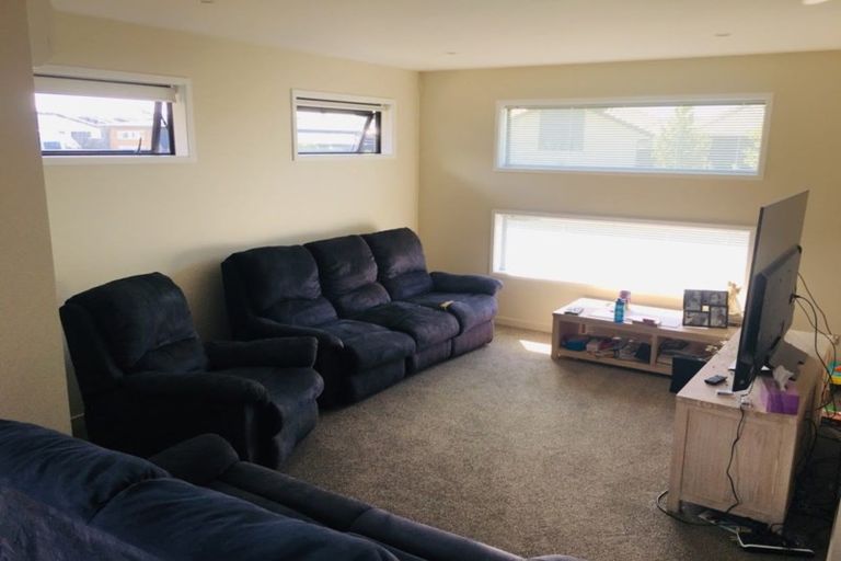 Photo of property in 18 Mclendon Green, Belfast, Christchurch, 8051