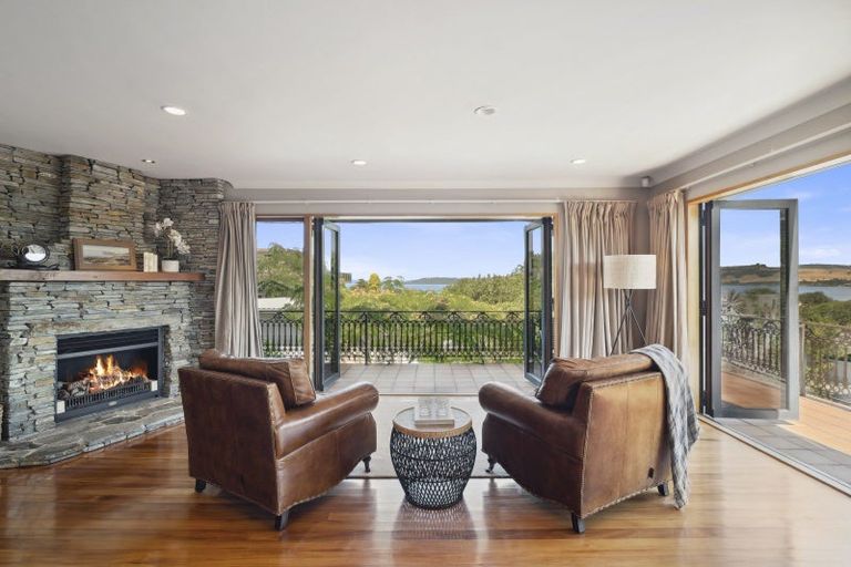 Photo of property in 45 Harvey Street, Waipahihi, Taupo, 3330