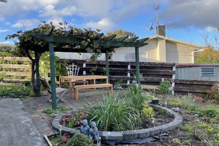 Photo of property in 76 Old Onerahi Road, Onerahi, Whangarei, 0110