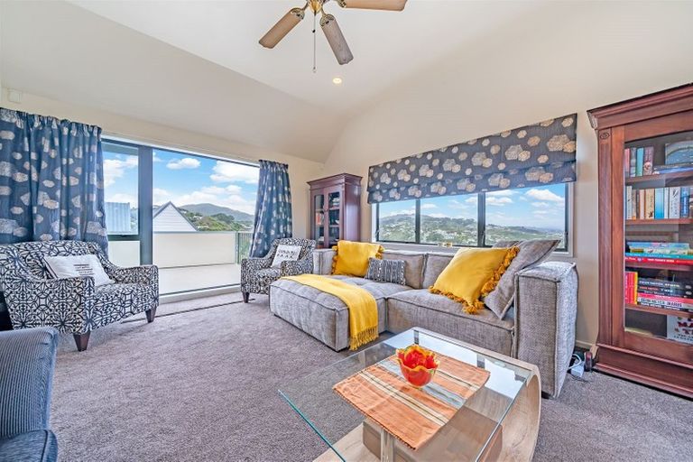 Photo of property in 85 Cypress Drive, Maungaraki, Lower Hutt, 5010