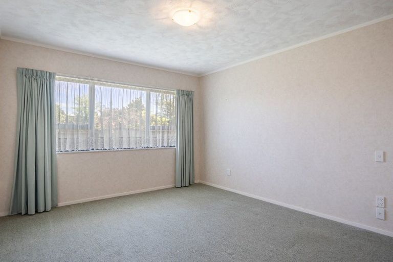 Photo of property in 52a Queen Street West, Levin, 5510