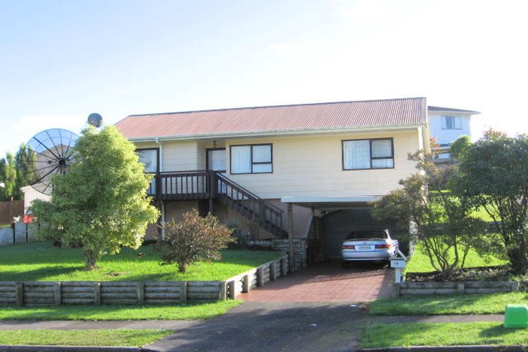 Photo of property in 14 Aronia Way, Goodwood Heights, Auckland, 2105