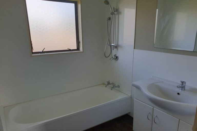 Photo of property in 23a Garland Drive, St Andrews, Hamilton, 3200