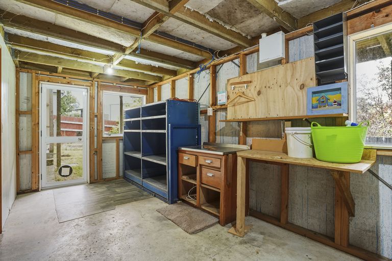 Photo of property in 49b Bath Street, Brighton, Dunedin, 9035
