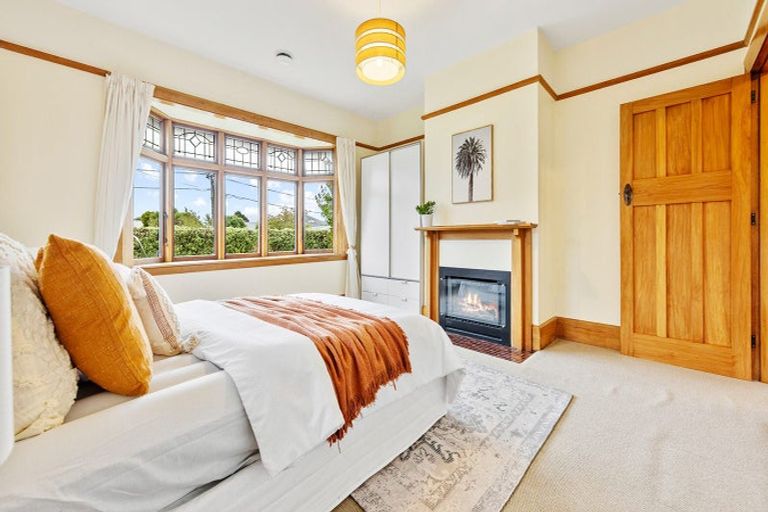 Photo of property in 38 Corson Avenue, Beckenham, Christchurch, 8023