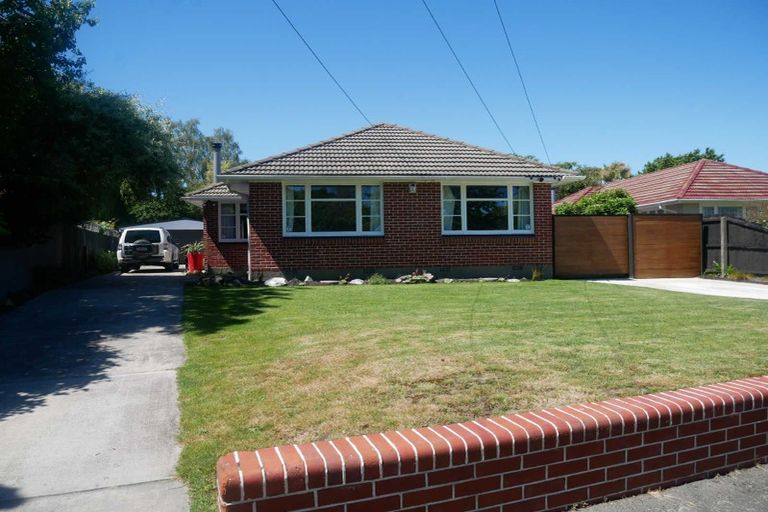 Photo of property in 12 Gregan Crescent, Burnside, Christchurch, 8053