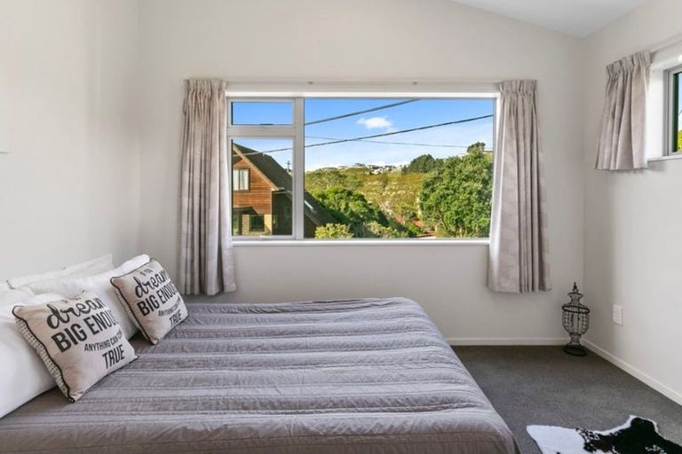 Photo of property in 17 Dominion Park Street, Johnsonville, Wellington, 6037