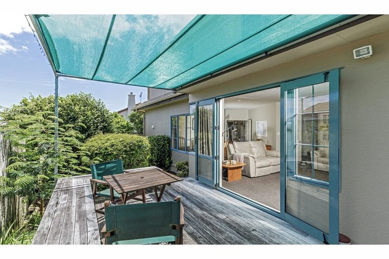 Photo of property in 127a Browns Bay Road, Browns Bay, Auckland, 0630