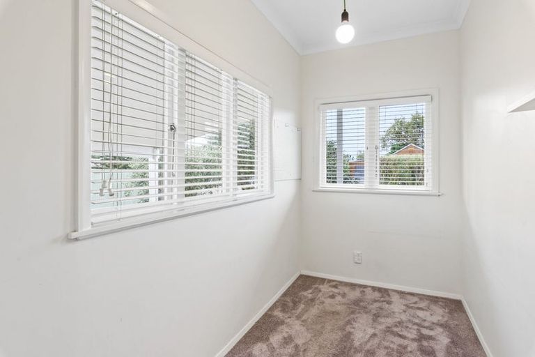 Photo of property in 50 Hollis Road, Paraparaumu Beach, Paraparaumu, 5032