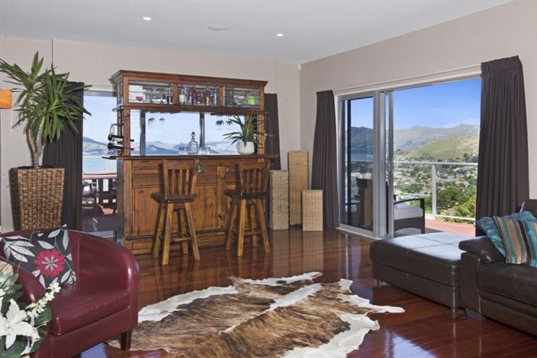 Photo of property in 8 Crossland Terrace, Lyttelton, 8082