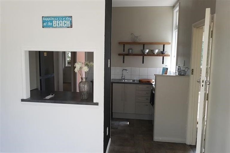 Photo of property in 41 Beresford Street, Takaro, Palmerston North, 4410