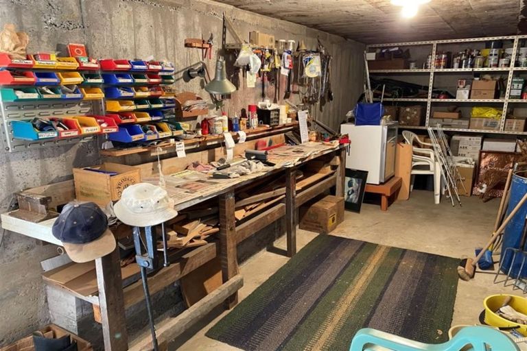 Photo of property in 31 Whaka Terrace, Huntsbury, Christchurch, 8022