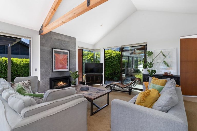 Photo of property in 34 Rannoch Drive, Jacks Point, Queenstown, 9371