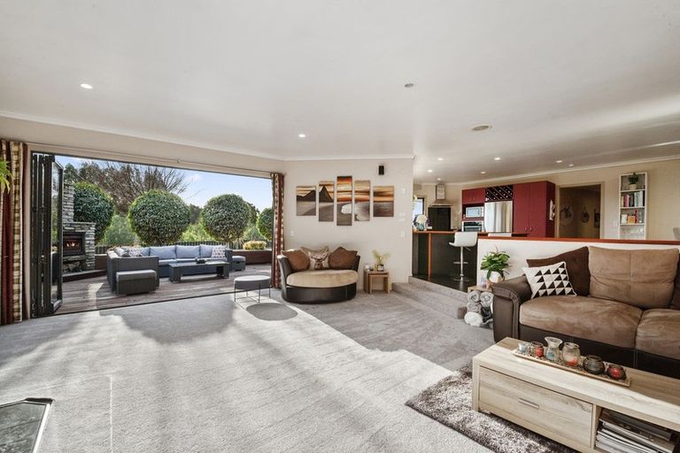 Photo of property in 201 Whangamata Road, Kinloch, Taupo, 3377