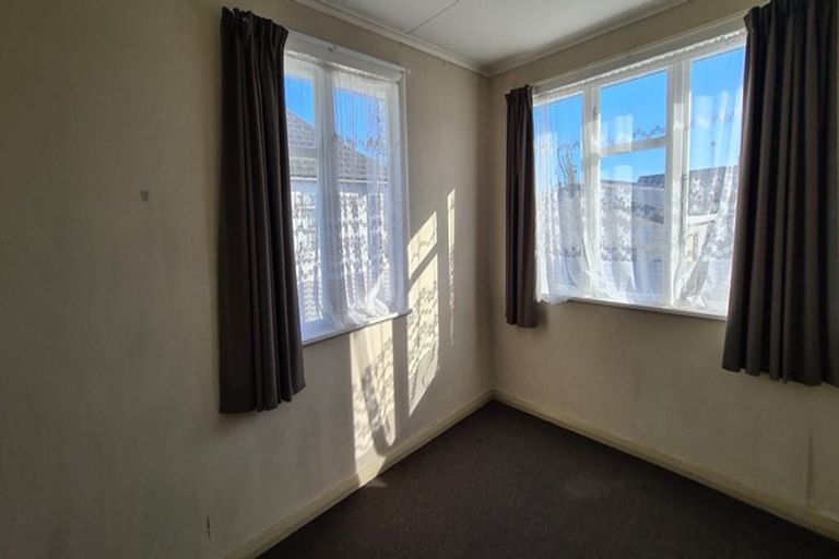 Photo of property in 21 Carlisle Street, Milson, Palmerston North, 4414