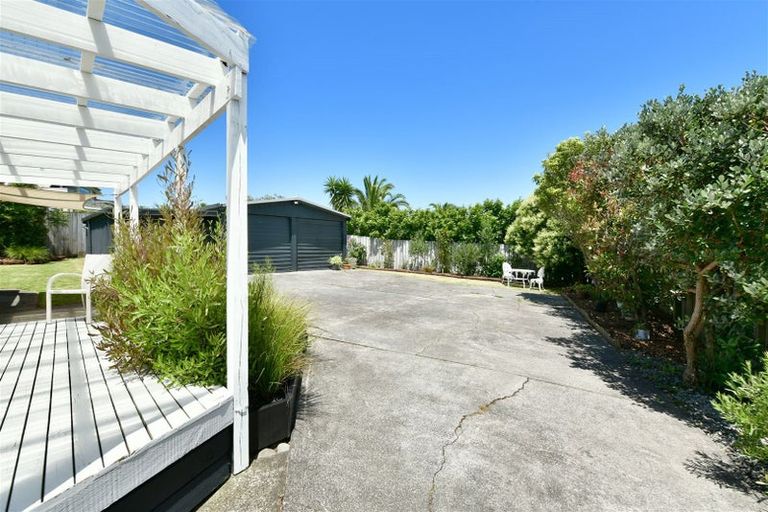 Photo of property in 19b Tiri Road, Manly, Whangaparaoa, 0930