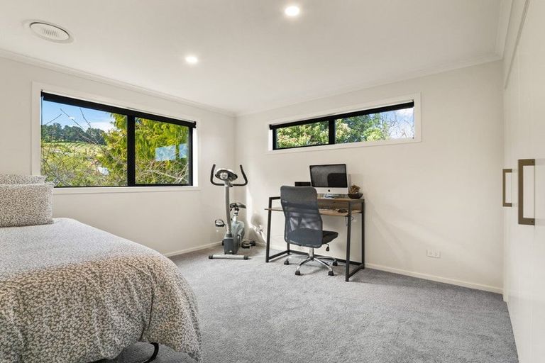 Photo of property in 16a Kellas Street, Macandrew Bay, Dunedin, 9014