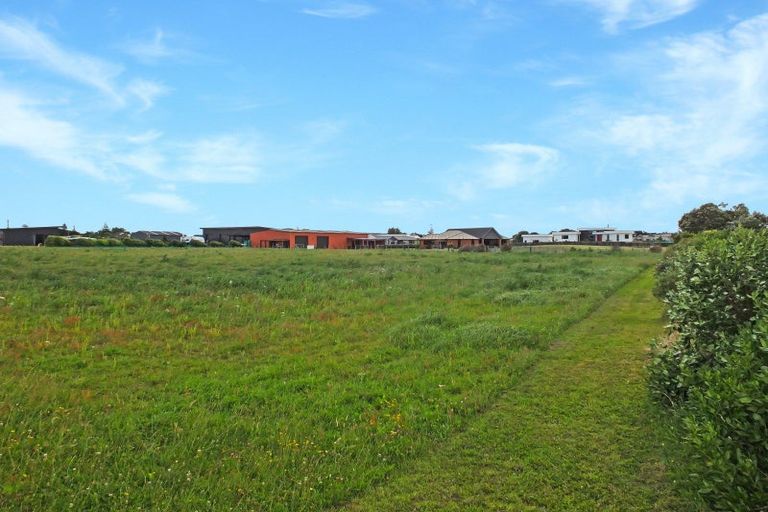 Photo of property in 10 Carex Grove, Foxton Beach, Foxton, 4815