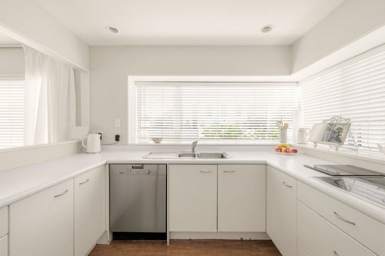 Photo of property in 1 Omanu Court, Mount Maunganui, 3116