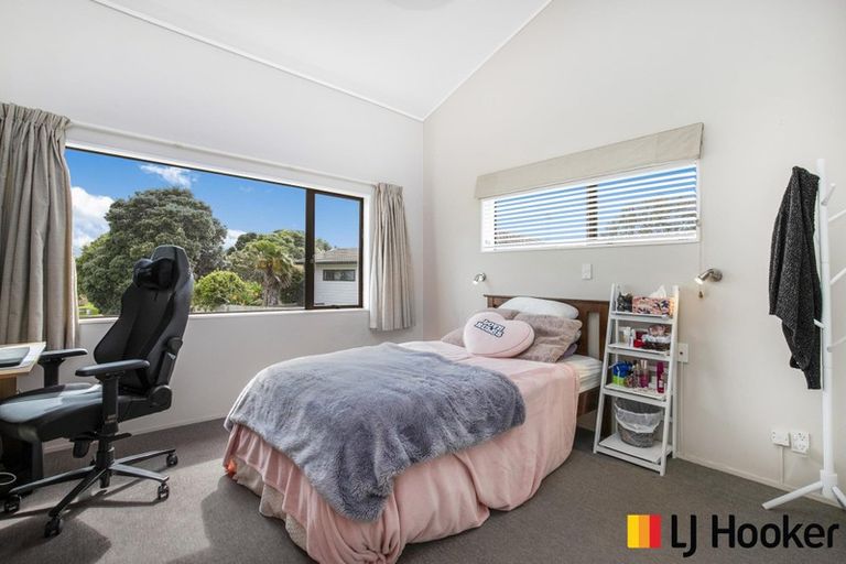 Photo of property in 14 Kaanapali Place, Wattle Downs, Auckland, 2103