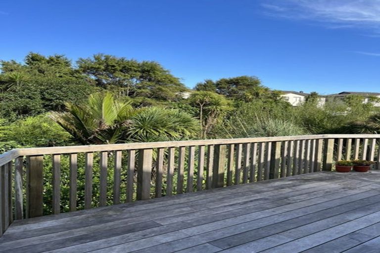 Photo of property in 7 Wyon Way, Flat Bush, Auckland, 2016