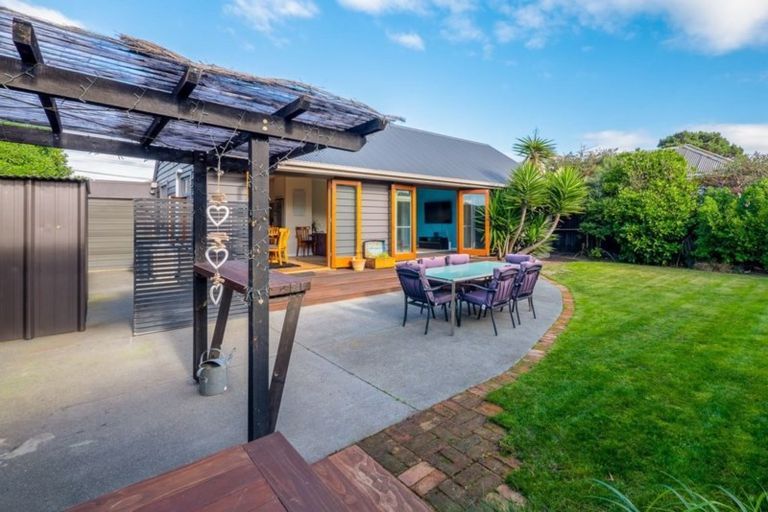 Photo of property in 6 Bellamy Avenue, New Brighton, Christchurch, 8061