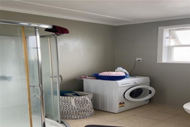 Photo of property in 182 Lake Road, Belmont, Auckland, 0622