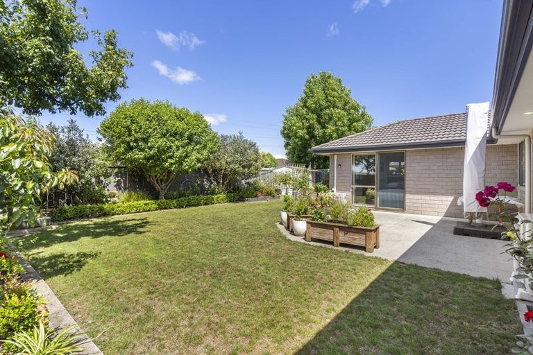 Photo of property in 12 Silkwood Crescent, Karaka, Papakura, 2113