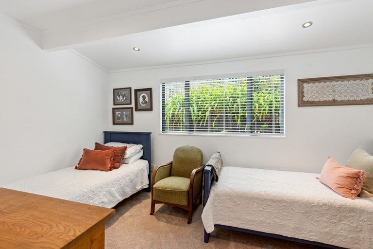 Photo of property in 2 Fiesta Grove, Raumati Beach, Paraparaumu, 5032