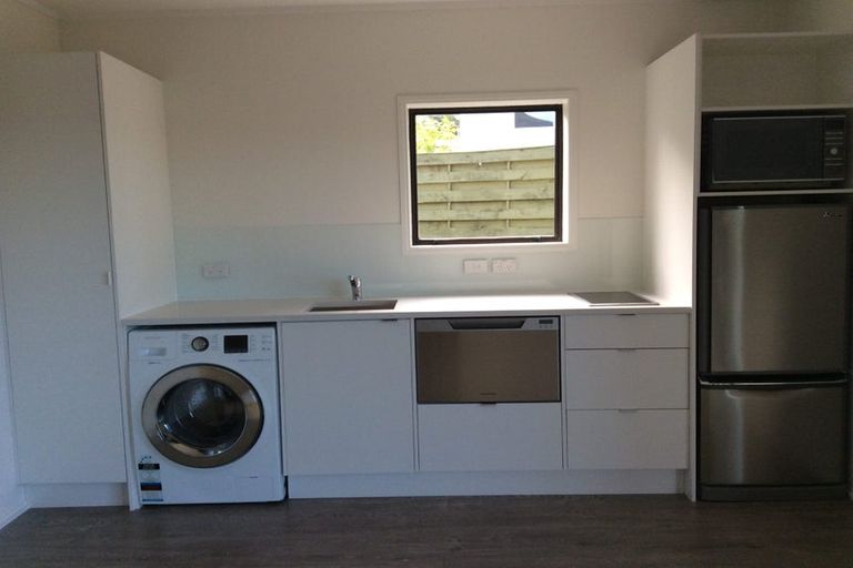 Photo of property in 36 Auld Street, Torbay, Auckland, 0630