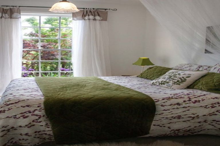 Photo of property in Tuhitarata Homestead, 2337 Kahutara Road, Pirinoa, Featherston, 5772