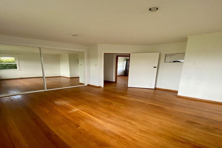 Photo of property in 25 Saffron Street, Birkdale, Auckland, 0626