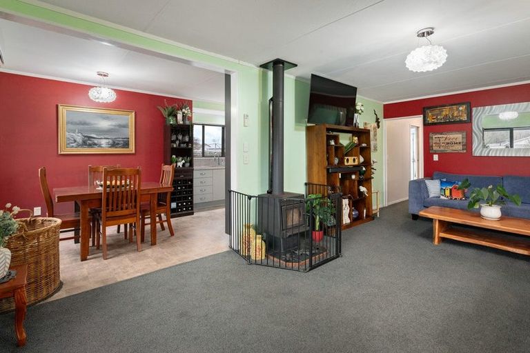 Photo of property in 13 Bradley Street, Paeroa, 3600