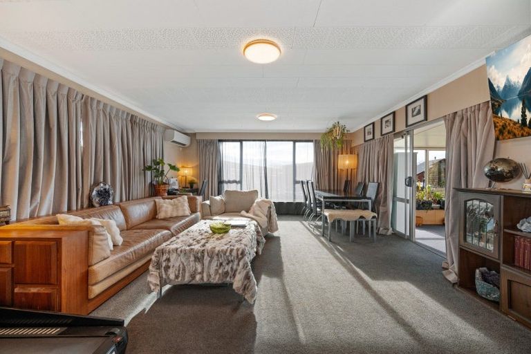 Photo of property in 60 Donegal Street, Cromwell, 9310