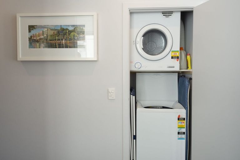 Photo of property in Trinity Apartments, 19 College Street, Te Aro, Wellington, 6011