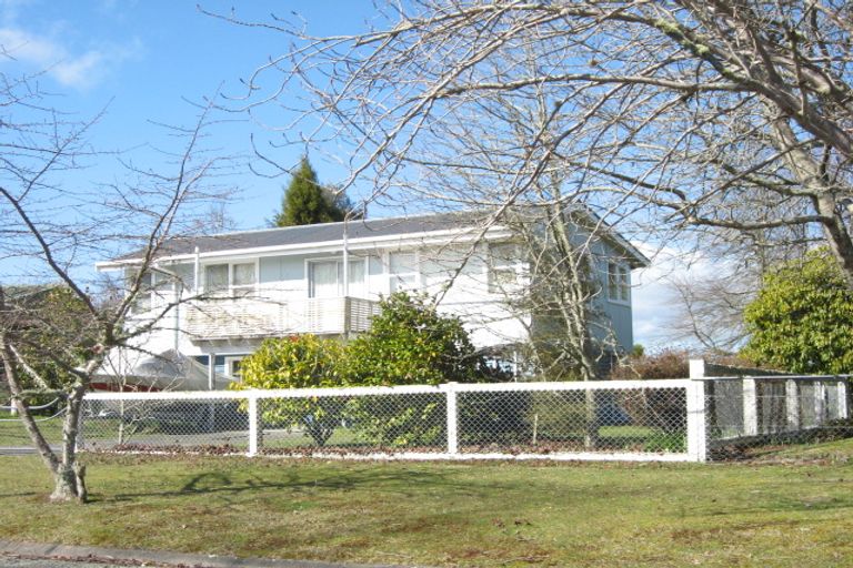 Photo of property in 17 Oruatua Avenue, Tauranga Taupo, Turangi, 3382
