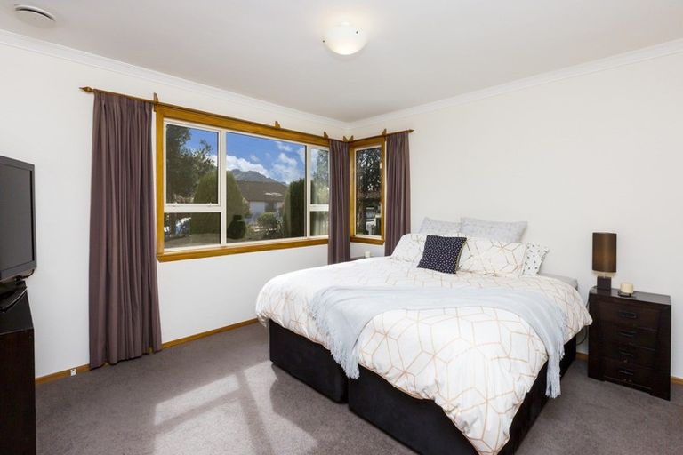 Photo of property in 32 Mcparland Street, Ebdentown, Upper Hutt, 5018