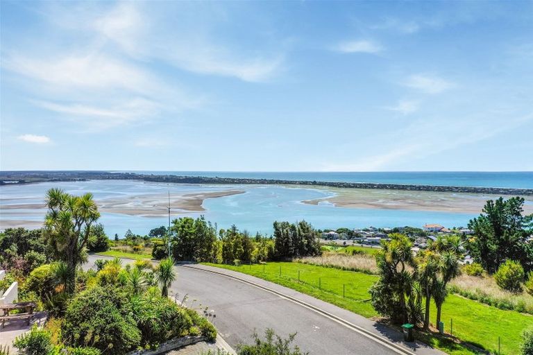 Photo of property in 9 Dunkeld Lane, Redcliffs, Christchurch, 8081