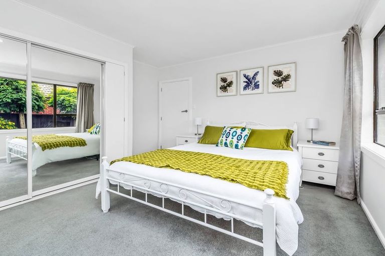 Photo of property in 413 Yaldhurst Road, Russley, Christchurch, 8042